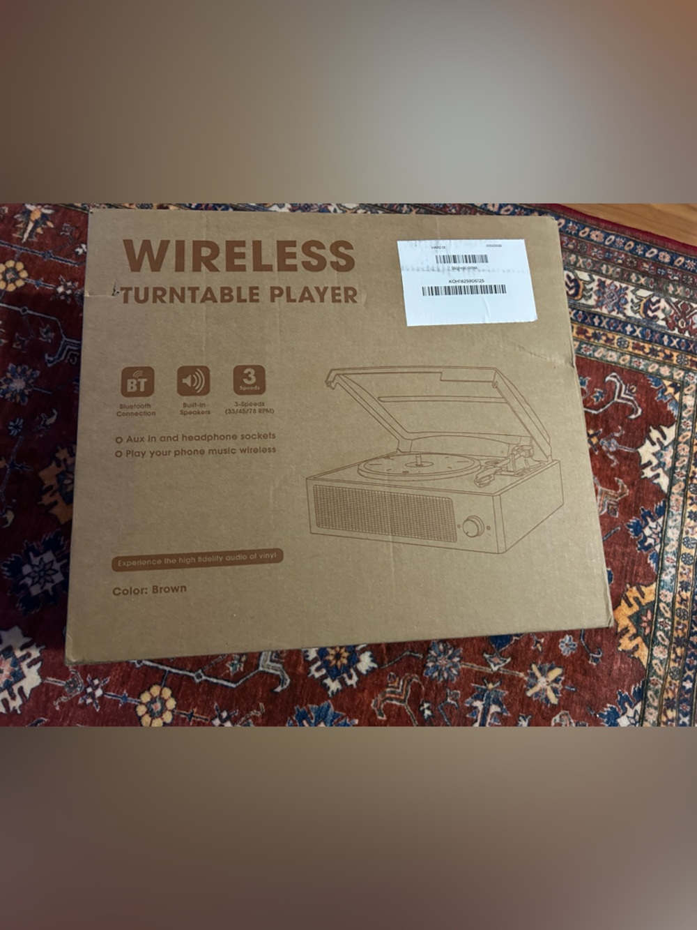 Retro-Style Vinyl Record Player in Black with Gold Grille